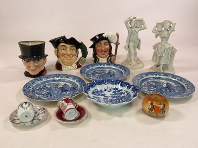 Lot 311 - Royal Doulton and blue and white transfer...