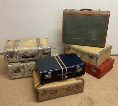 Lot 25 - Vintage suitcases including a blue Airport...