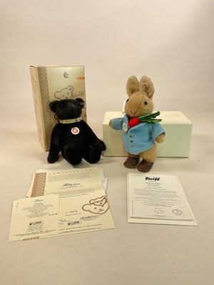 Lot 63 - STEIFF; a boxed classic limited edition Teddy...