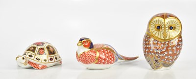 Lot 1370 - ROYAL CROWN DERBY; an animal form paperweight...