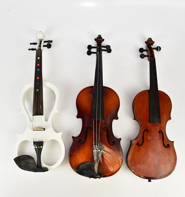 Lot 1013 - A full size English violin labelled for Robert...