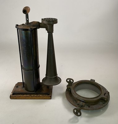 Lot 114 - A Tyfon Patent hand operated fog horn, height...