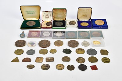 Lot 672 - Approximately twenty-two assorted railway...