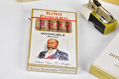 Lot 681 - CIGARS; a boxed set of five King Edward cigars,...