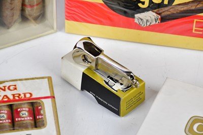 Lot 681 - CIGARS; a boxed set of five King Edward cigars,...