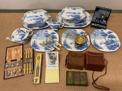 Lot 51 - Collectors' items including blue and white...