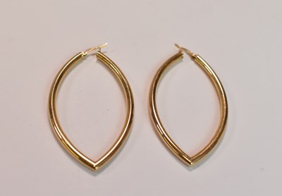 Lot 493 - A pair of 9ct yellow gold hollow hoop earrings,...