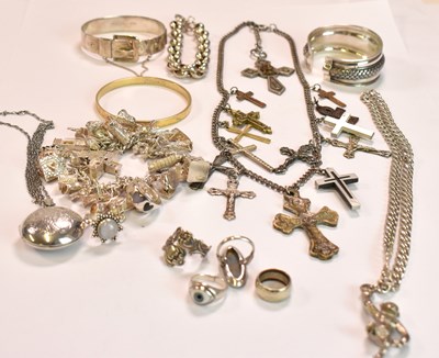 Lot 451 - A quantity of silver and white metal jewellery...