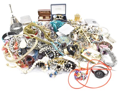 Lot 1150 - A collection of mixed modern and vintage...