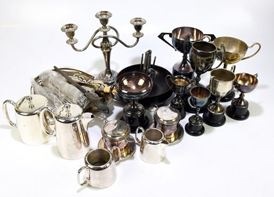 Lot 249 - A small quantity of assorted silver plate to...