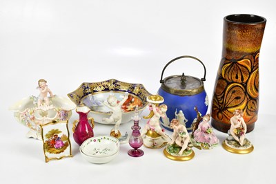 Lot 1412 - A collection of decorative ceramics to include...