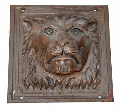 Lot 178 - A cast iron wall mount modelled as a lion’s...