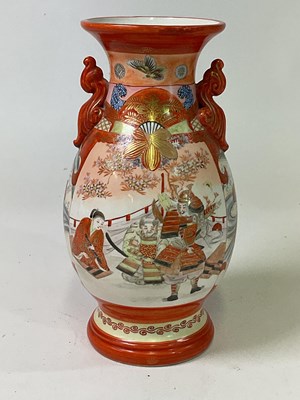 Lot 352 - A Japanese Kutani vase, height 31cm.