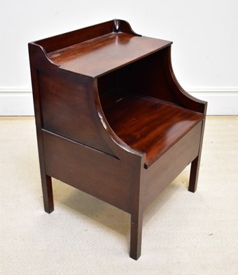 Lot 1277 - A Victorian mahogany commode, height 77cm,...