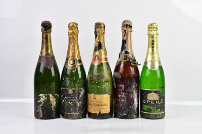 Lot 2737 - CHAMPAGNE/SPARKLING WINE; five bottles...