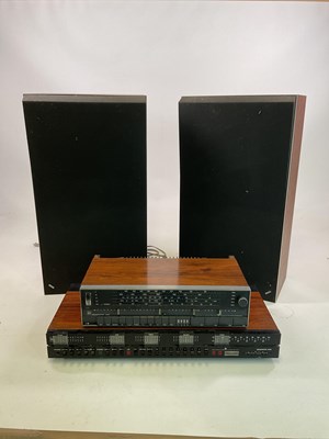 Lot 150 - BANG & OLUFSEN; a vintage Beomaster 1400,...