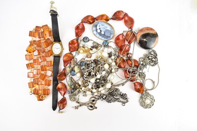Lot 1129 - A quantity of costume jewellery to include a...