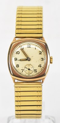 Lot 1446 - A 9ct yellow gold cased gentleman's wristwatch...