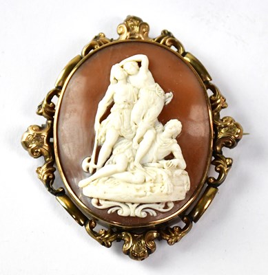 Lot 1070 - A shell oval cameo brooch, with Classical...