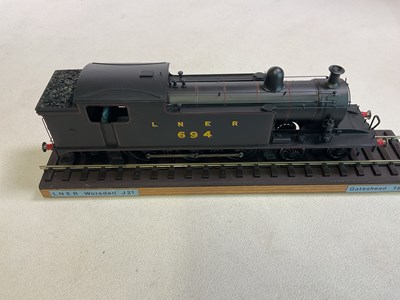 Lot 139 - A DJH model 4-6-2 LNER 694 steam locomotive, a...