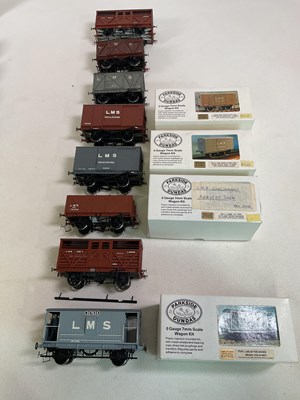 Lot 160 - A group of 0 Gauge rolling stock, comprising a...