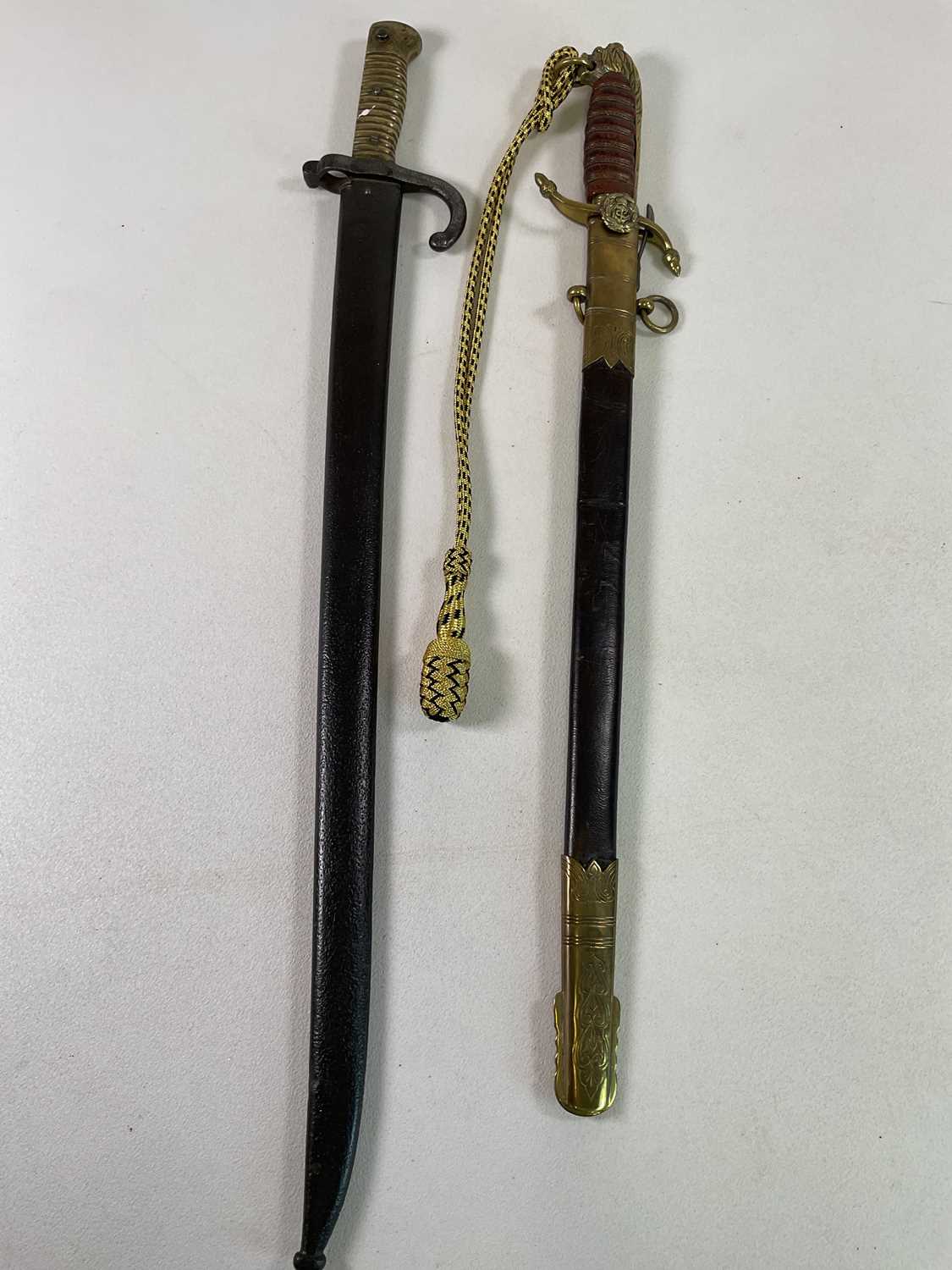 Lot 15 - A midshipman's dirk with wirework wooden grip,...