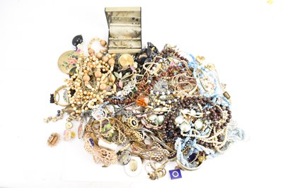 Lot 1147 - A quantity of modern and vintage costume...