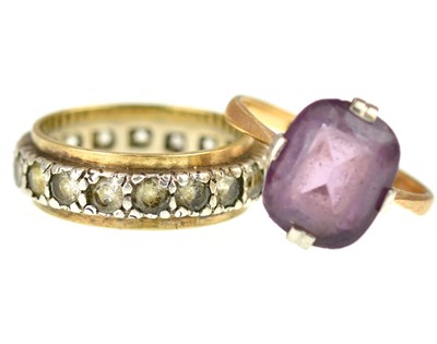 Lot 1025 - Two 9ct gold dress rings, one with claw set...