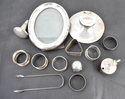 Lot 962 - Various items of hallmarked silver to include...