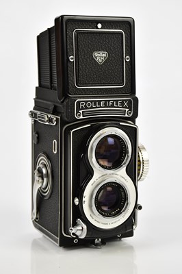 Lot 390 - ROLLEIFLEX; a RolleiflexT3 TLR camera, serial...