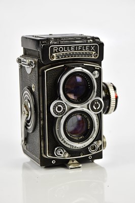 Lot 388 - ROLLEIFLEX; a Rolleiflex 3.5 E TLR camera,...