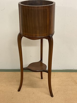 Lot 764 - An early 20th century Edwardian mahogany...