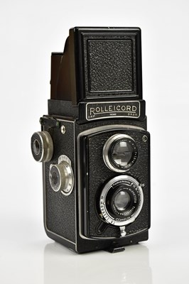 Lot 440 - ROLLEICORD; a Rolleicord I A Type 3 TLR camera,...