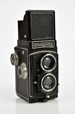 Lot 406 - ROLLEICORD; a Rolleicord II C TLR camera,...