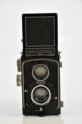 Lot 467 - ROLLEICORD; a Rolleicord II B TLP camera,...
