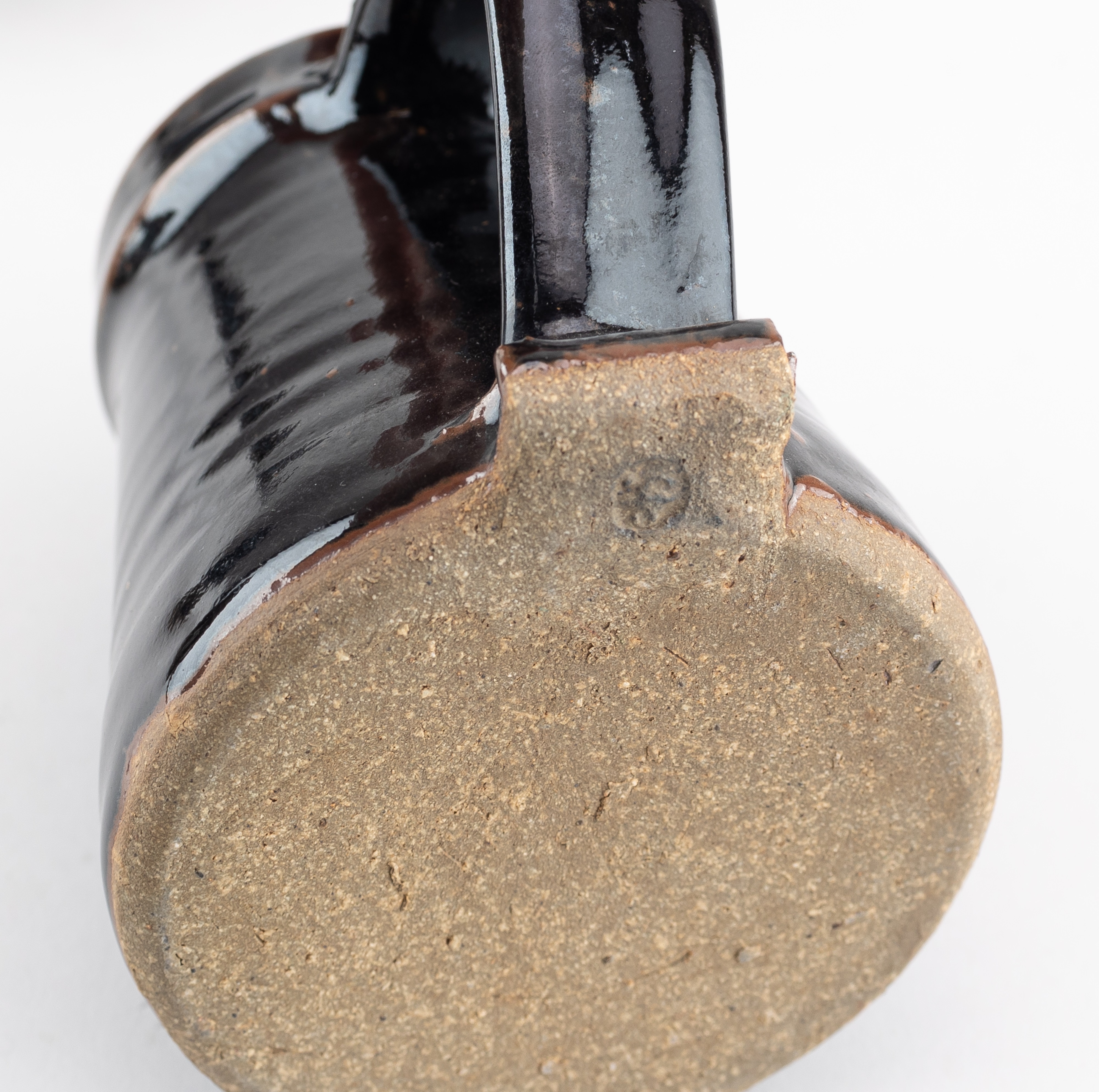 Lot 649 - TREVOR CORSER (1938-2015) for Leach Pottery;