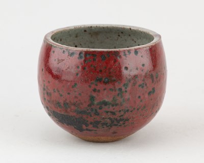 Lot 140 - DEREK DAVIS (1926-2008); a small stoneware...