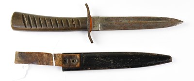 Lot 368 - A WWI Kampfmesser Union eleven-slot...