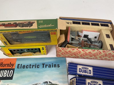 Lot 181 - HORNBY; a Dublo three rail system train set...