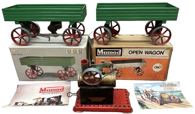 Lot 576 - MAMOD; a stationary steam engine and two boxed...