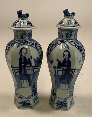 Lot 270 - A pair of 19th Chinese blue and white vases...