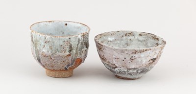 Lot 535 - ROBIN WELCH (1936-2019); a small stoneware...