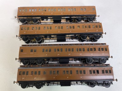 Lot 187 - A rake of four 0 Gauge LNER coaches, with...