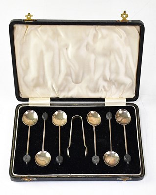 Lot 658 - S. LESSER & SONS LTD; a cased set of six...