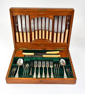 Lot 656 - An early 20th century oak cased six-setting...