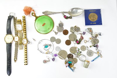 Lot 932 - Various items of costume jewellery to include...