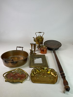 Lot 123 - A quantity of brass and copper items including...