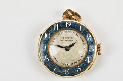 Lot 664 - F. BISHOP, BOURNEMOUTH;  a 15ct yellow gold...