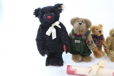Lot 80 - A Steiff limited edition teddy bear, 'Dominic',...