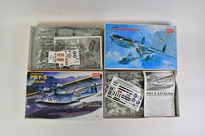 Lot 154 - A collection of fourteen model aircraft kits...